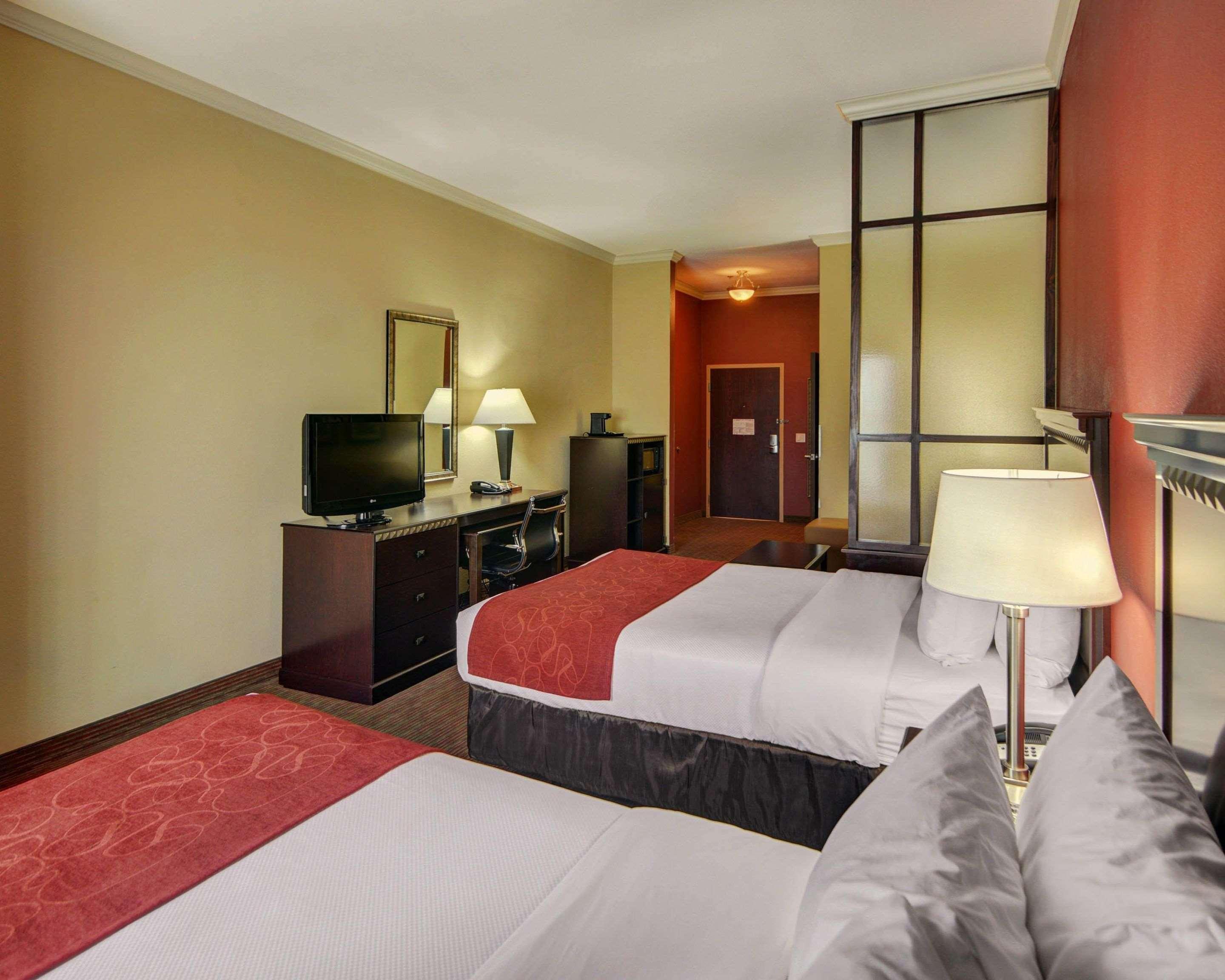 Comfort Suites Fort Worth South Екстер'єр фото