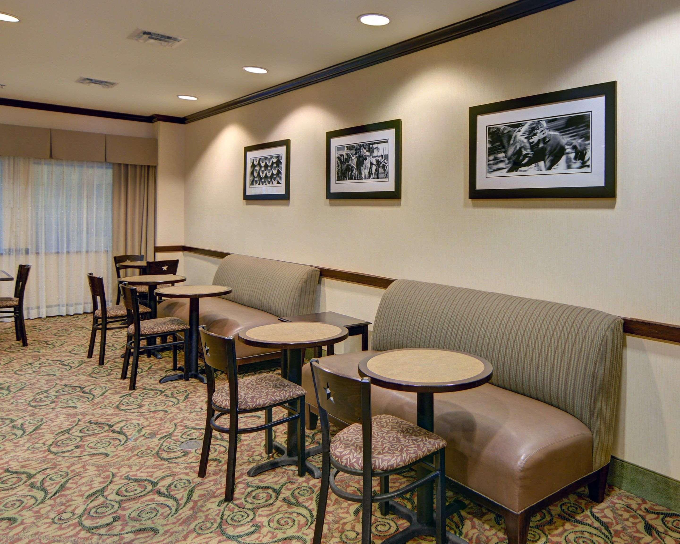 Comfort Suites Fort Worth South Екстер'єр фото