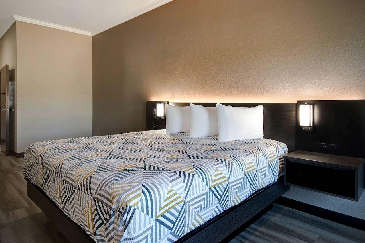 Comfort Suites Fort Worth South Екстер'єр фото