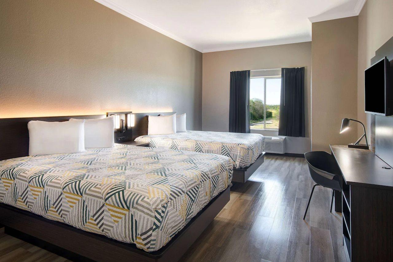 Comfort Suites Fort Worth South Екстер'єр фото