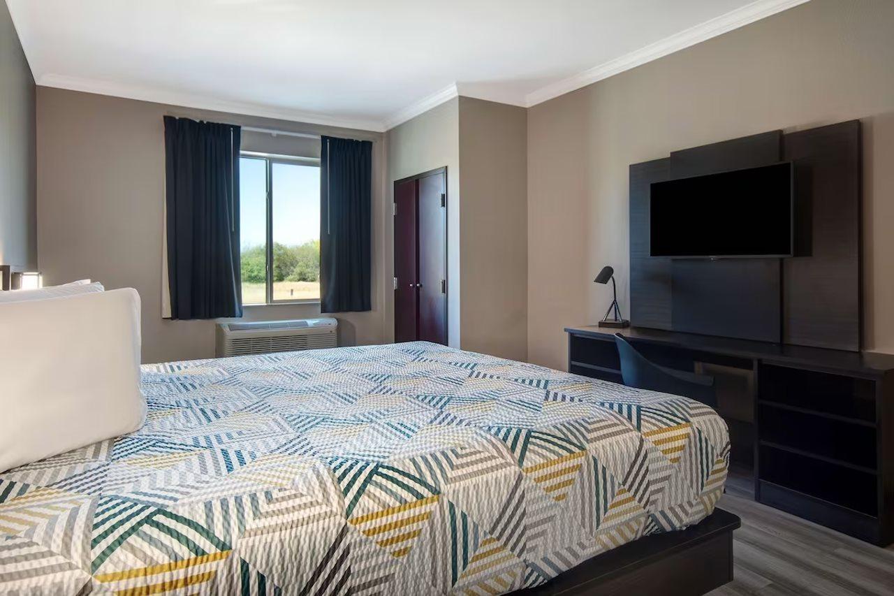 Comfort Suites Fort Worth South Екстер'єр фото
