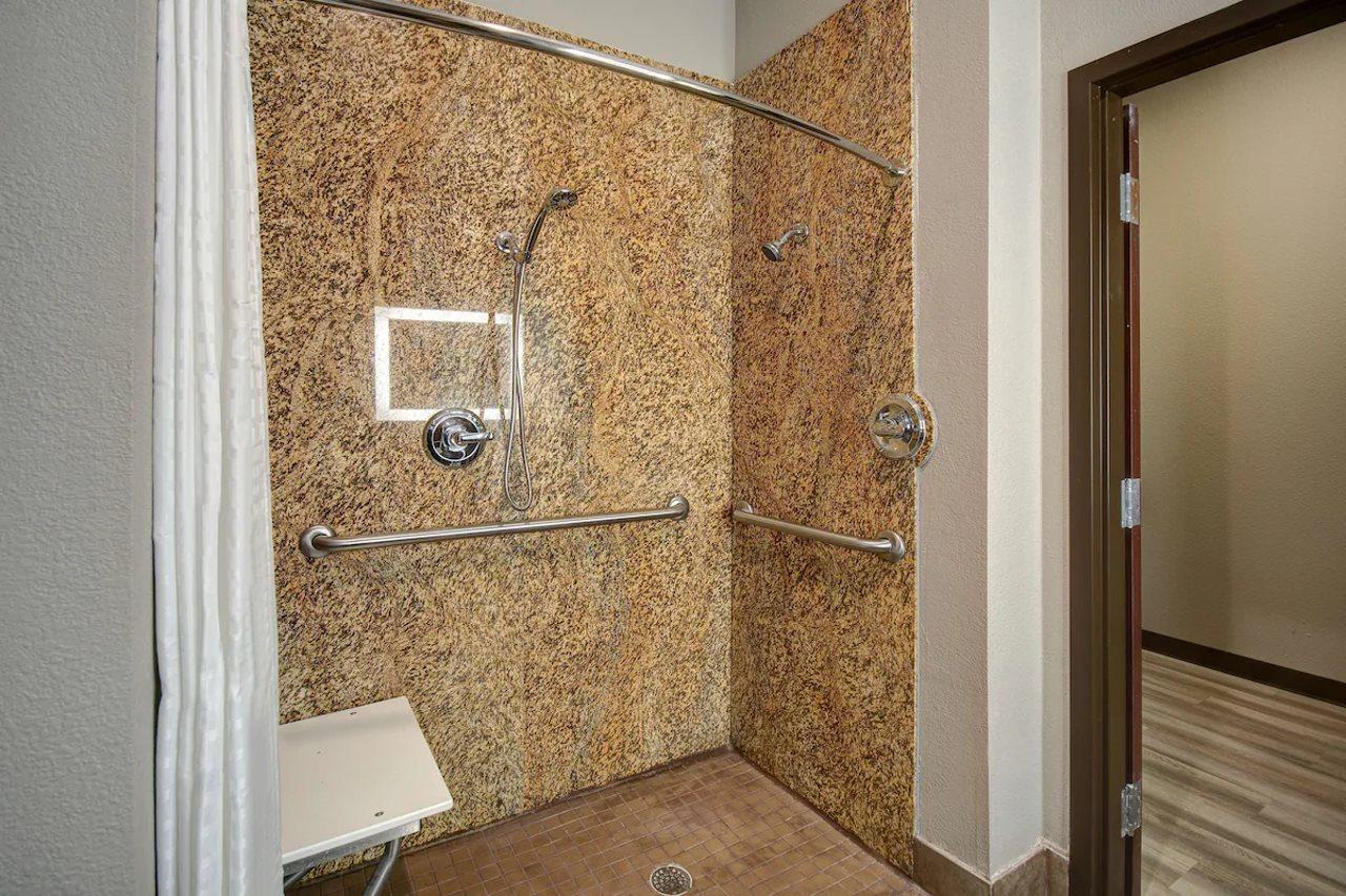 Comfort Suites Fort Worth South Екстер'єр фото